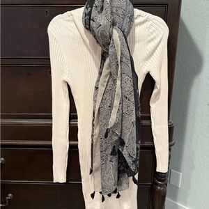 Scarf - Elegant Cream Black and Gray Paisley Scarf with Tassels